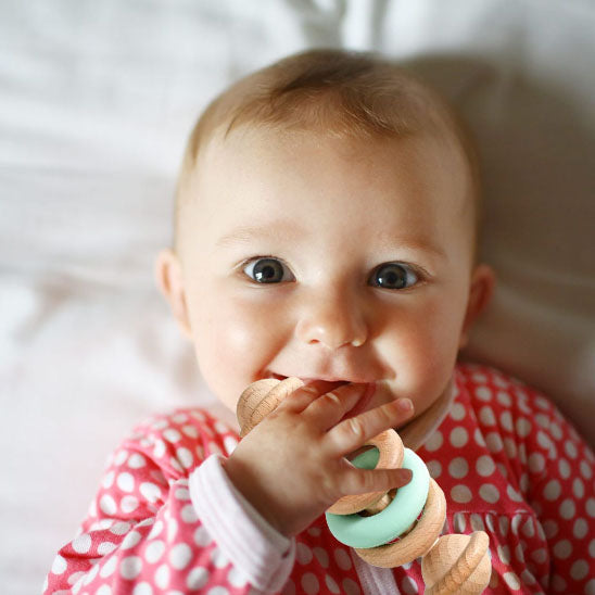 hochet bebe sensoriel