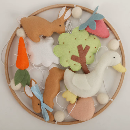 mobile bebe douce et naturelle