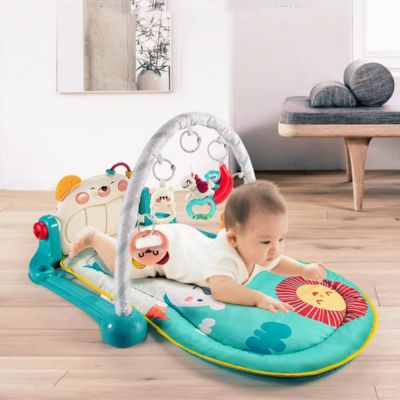 tapis d evei lbebe piano avec bebe